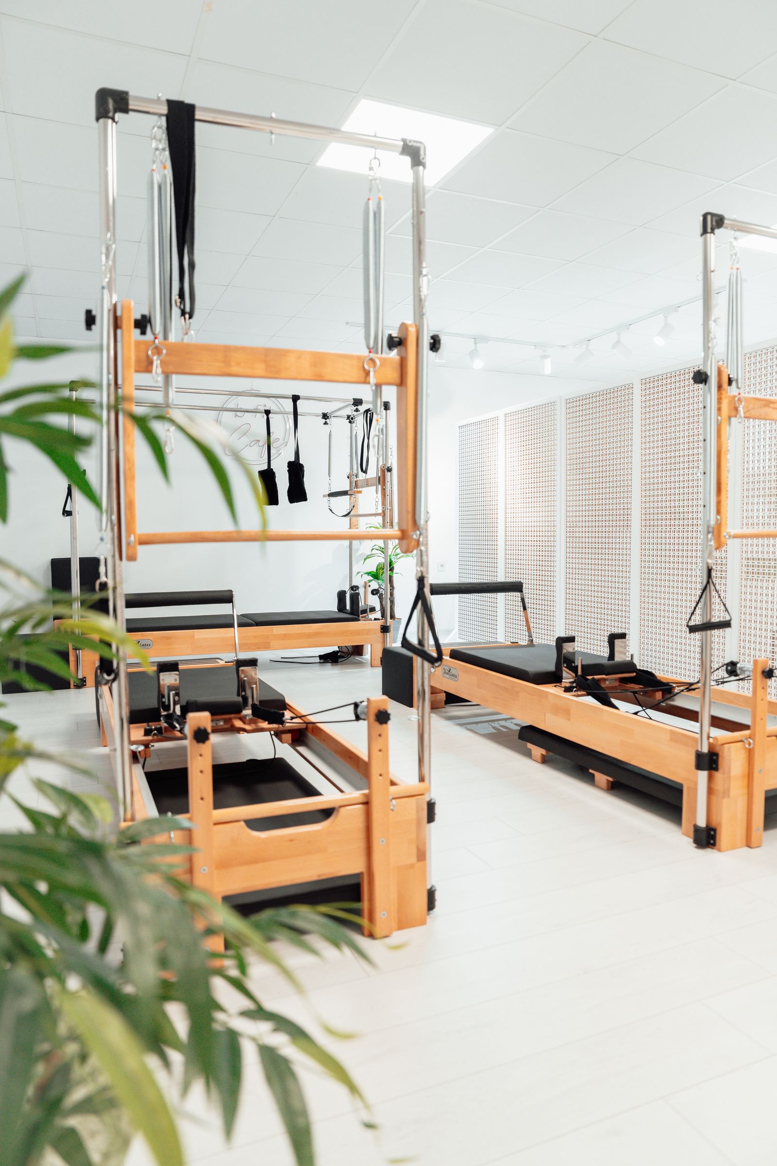 ห้องฟื้นฟูที่มีเครื่องรีฟอร์เมอร์